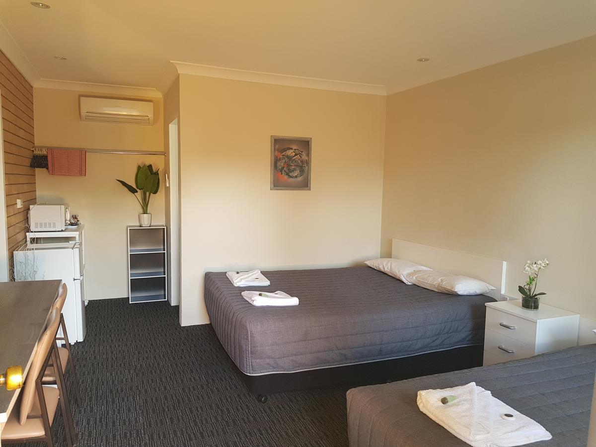 Goldfields Motel Blayney ภายนอก รูปภาพ
