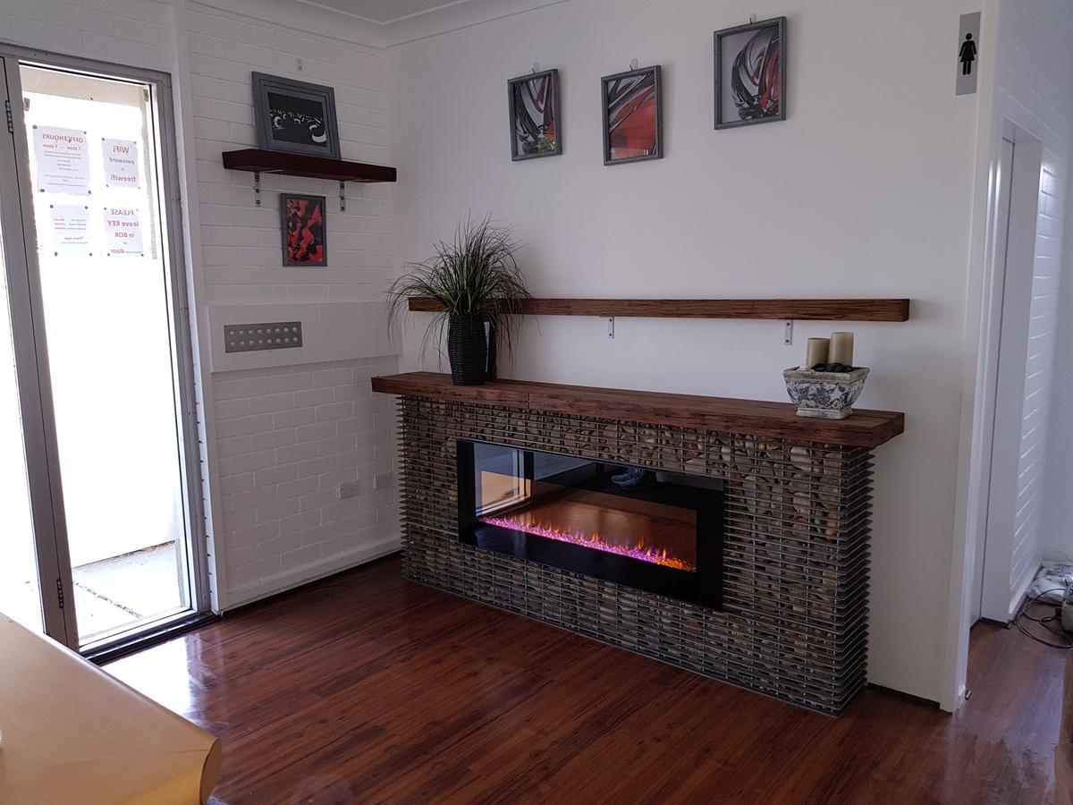 Goldfields Motel Blayney ภายนอก รูปภาพ