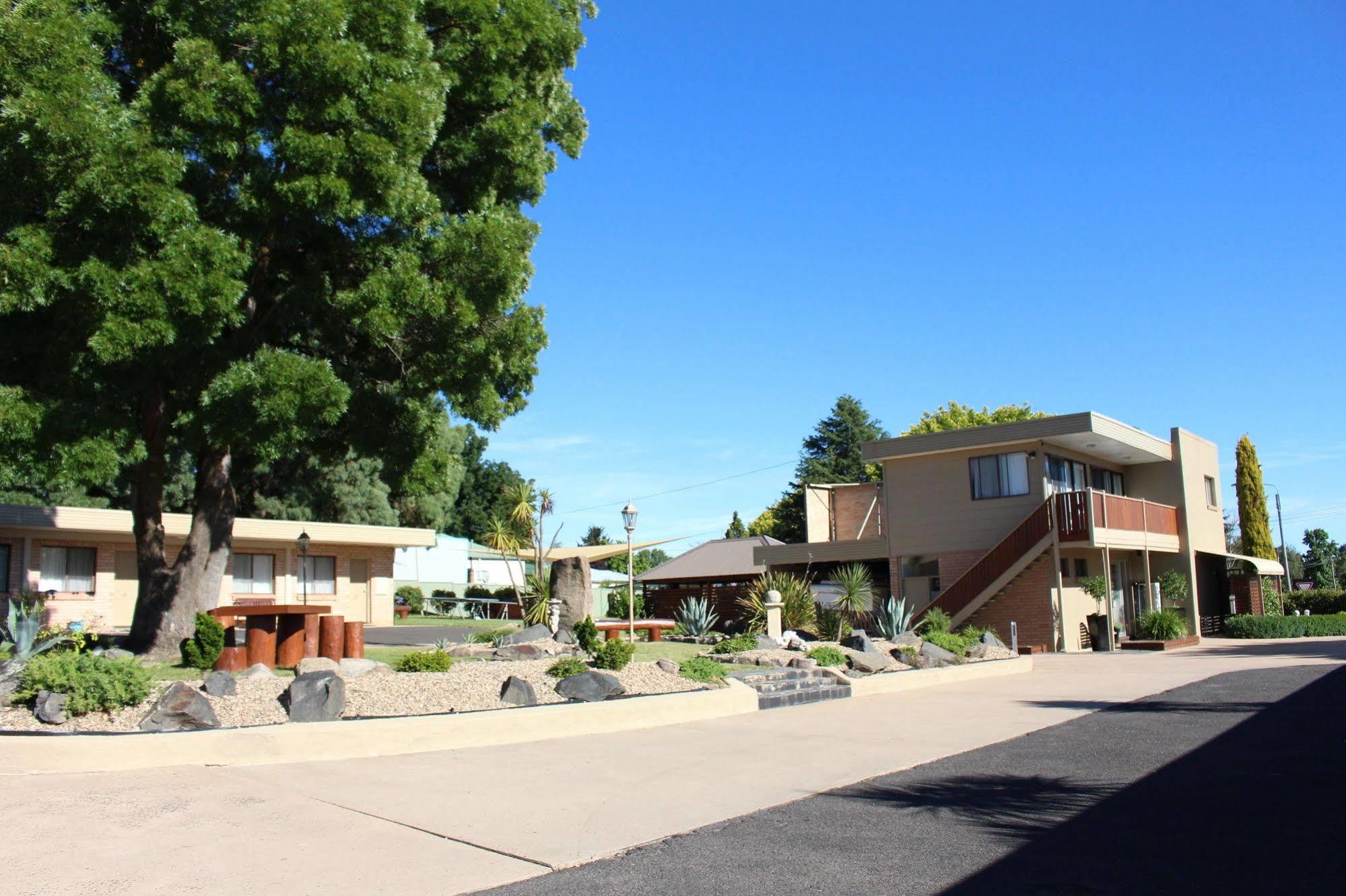 Goldfields Motel Blayney ภายนอก รูปภาพ