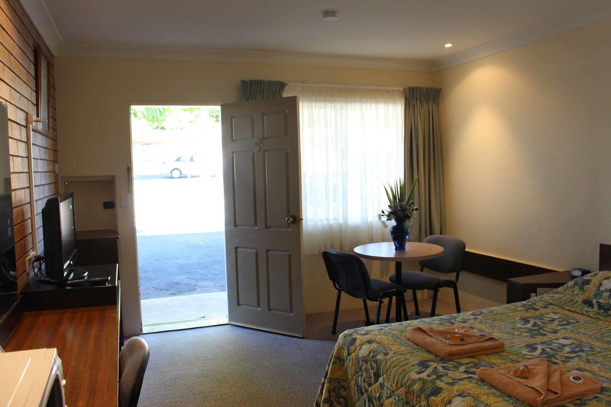 Goldfields Motel Blayney ภายนอก รูปภาพ